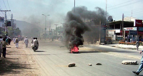 Protest in Abbottabad against renaming the NWFP - photo: PPI